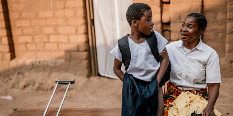 DRC-Chouchou-and-her mother-CH11416692