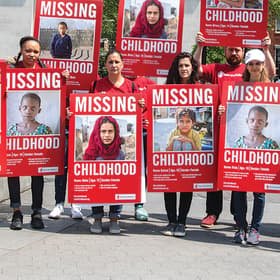 Save the Children workers adocate for children in New York Save the Children workers adocate for children in New York
