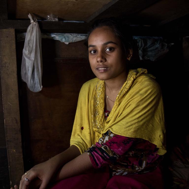 india-girls-ch1289267-sq.jpg india-girls-ch1289267-sq.jpg