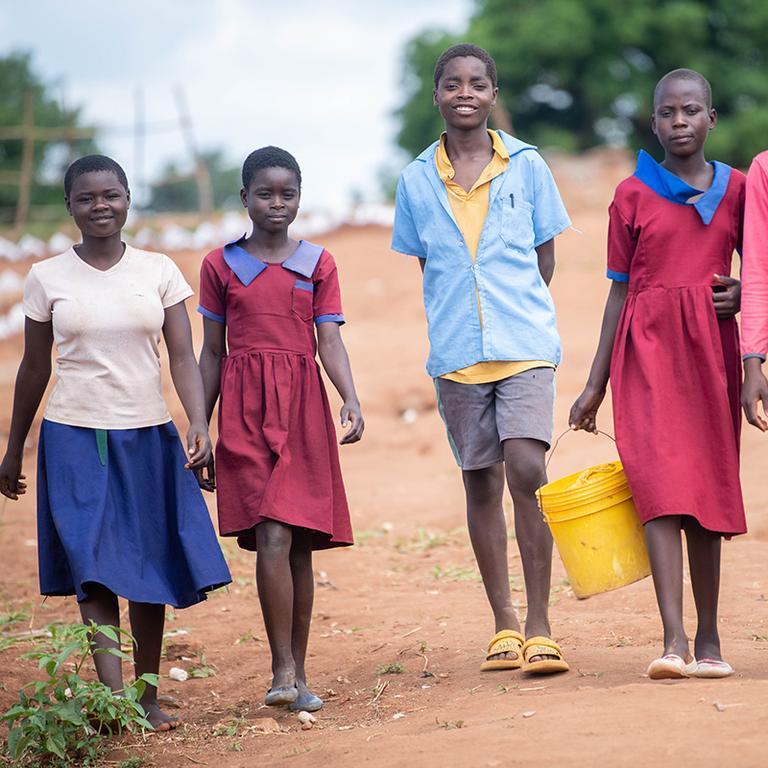 malawi-education-students-walking-home-ch11348117-sq malawi-education-students-walking-home-ch11348117-sq