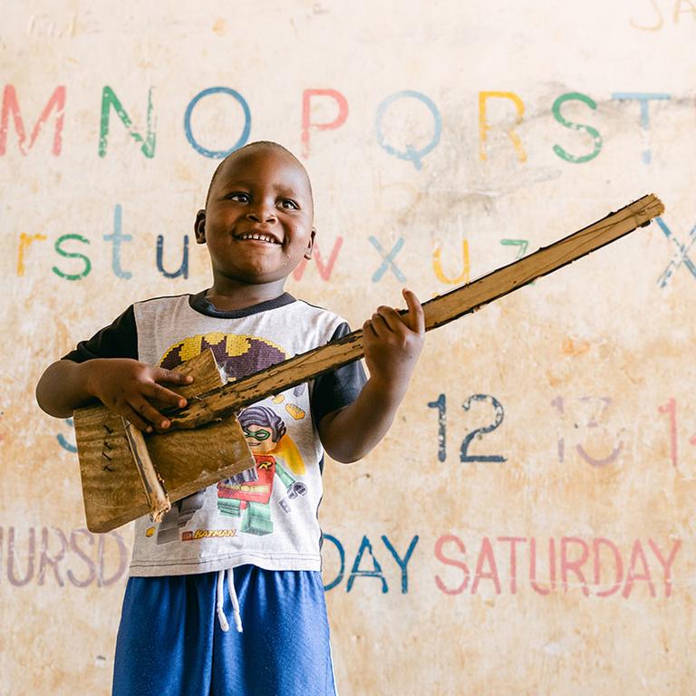 malawi-young-boy-handmade-toy-ch1953960-sq.jpg malawi-young-boy-handmade-toy-ch1953960-sq.jpg