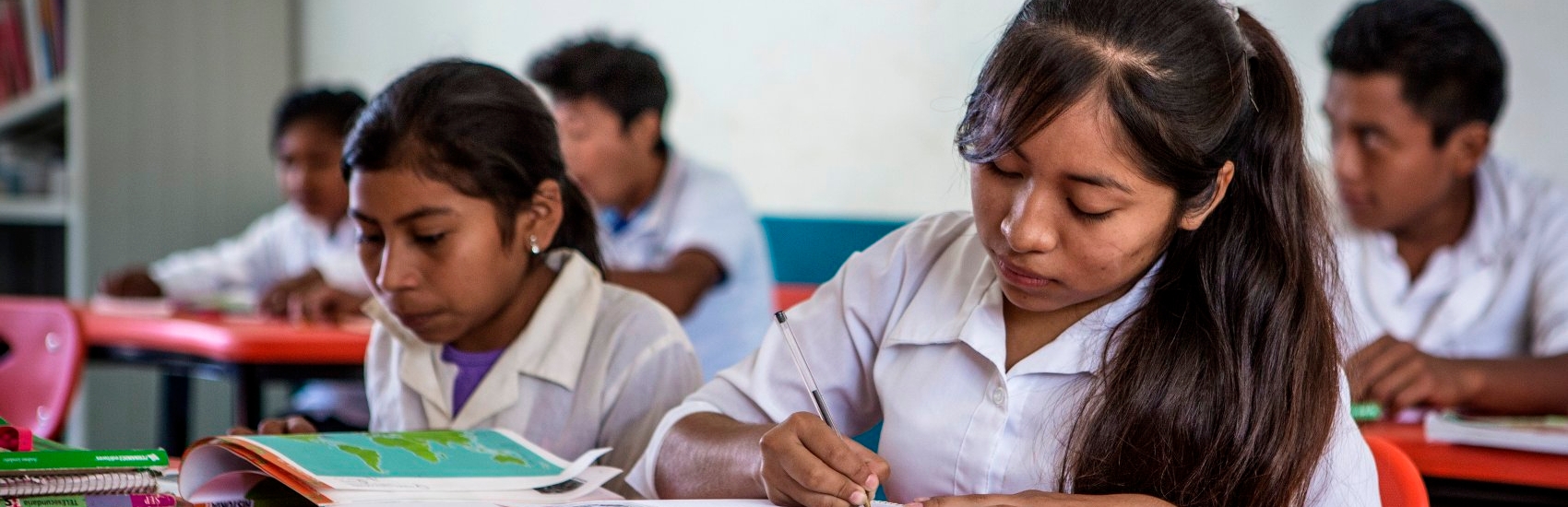 Geyvi is a health and nutrition ambassador as part of Save the Children’s “Health and Wellbeing Club” promoting good practices amongst her peers. She also takes part in Save the Children’s activities using theatre and performance to take pride in the Mayan culture and traditions within their community. Photo credit: Jonathan Hyams/Save the Children, April, 2016. 