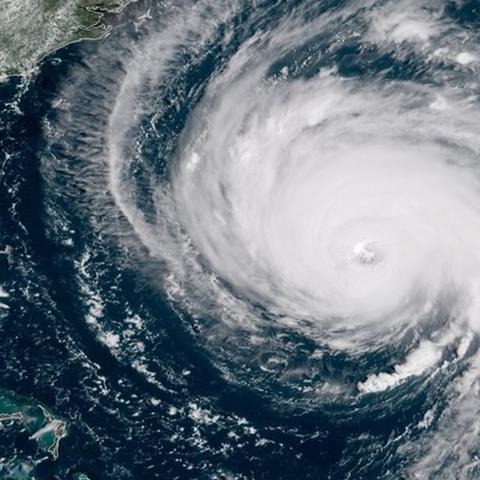 us-hurricane-noaa-star-rec.jpg us-hurricane-noaa-star-rec.jpg