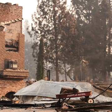 us-wa-wildfires-destruction-ch11642115-sq us-wa-wildfires-destruction-ch11642115-sq