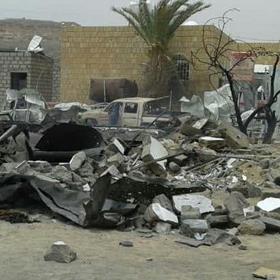 In Yemen, a hospital was destroyed by a bombing. In Yemen, a hospital was destroyed by a bombing.